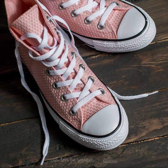 ‼️SALE‼️ Converse Vapor Pink High Top Sneakers - Picture 3 of 8